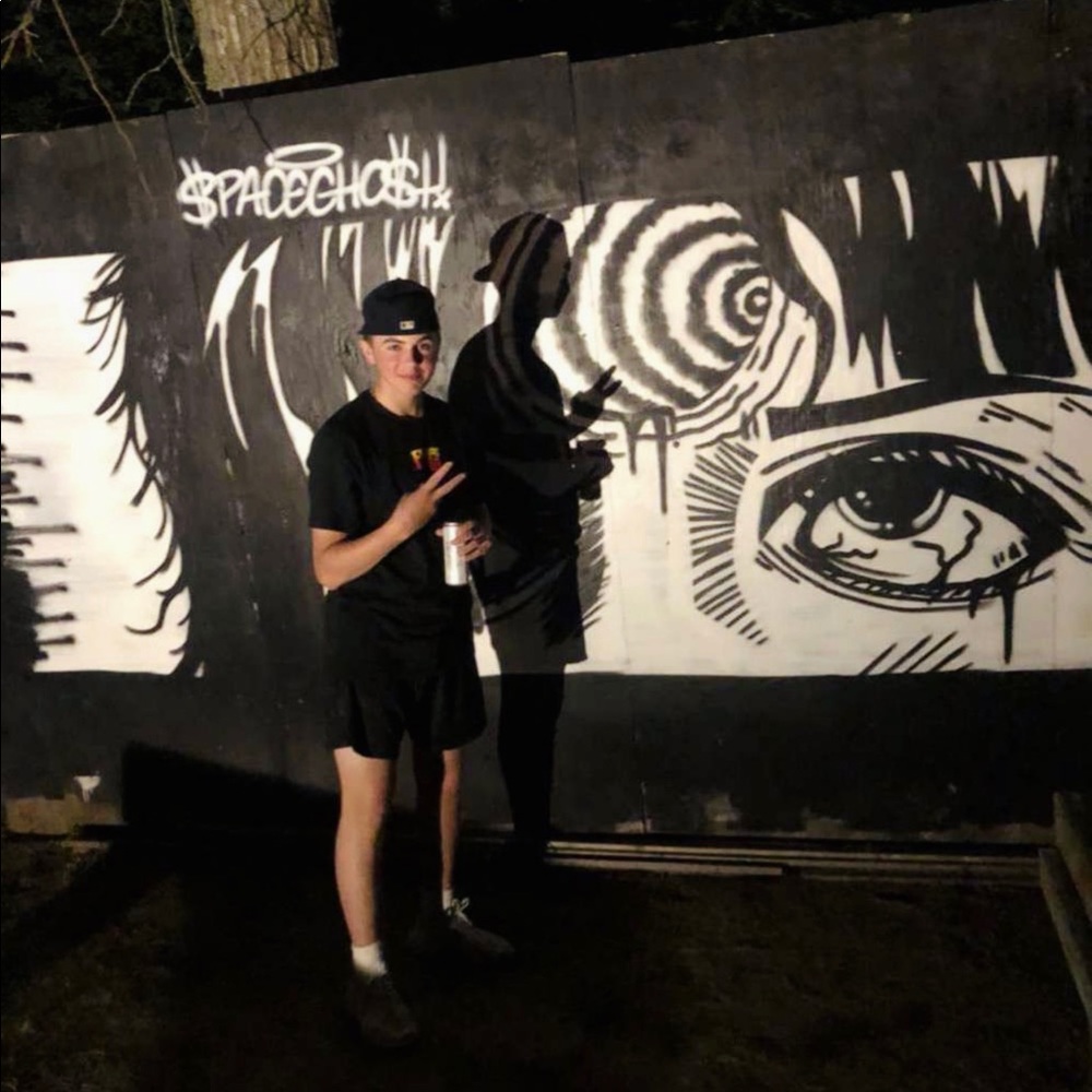 Meet your Posher, Justin